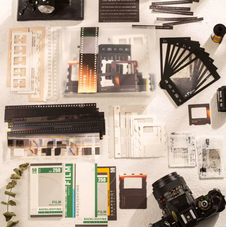 Kit Scrapbook "Effet Pellicule" (94 pcs)